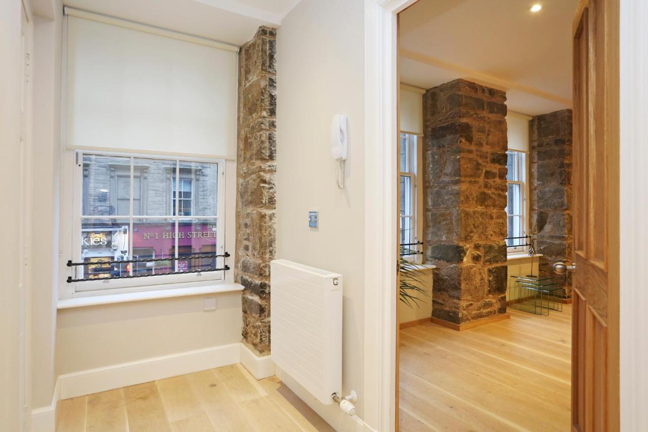 Joivy Elegant Home At The Heart Of The Royal Mile EDI Exterior photo